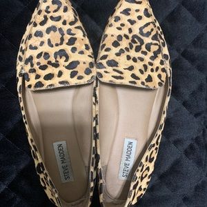 Steve Madden Feather Loafer Size 8.5